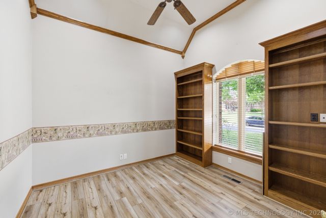 9818 E 83rd Place, Tulsa, OK 74133