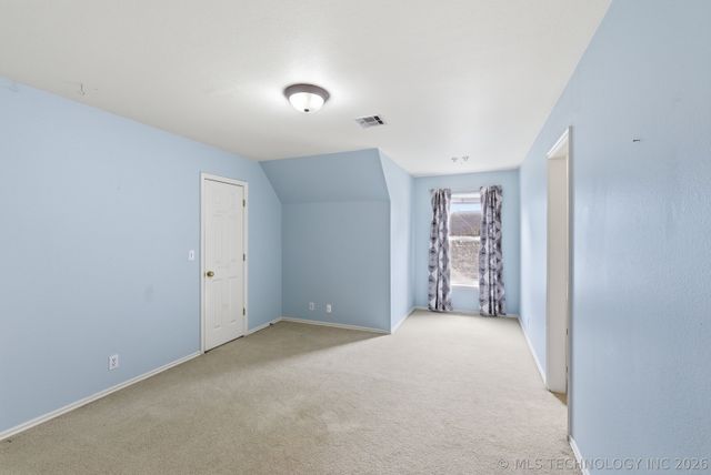 9818 E 83rd Place, Tulsa, OK 74133