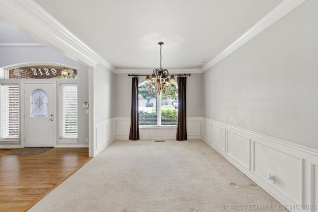 9818 E 83rd Place, Tulsa, OK 74133
