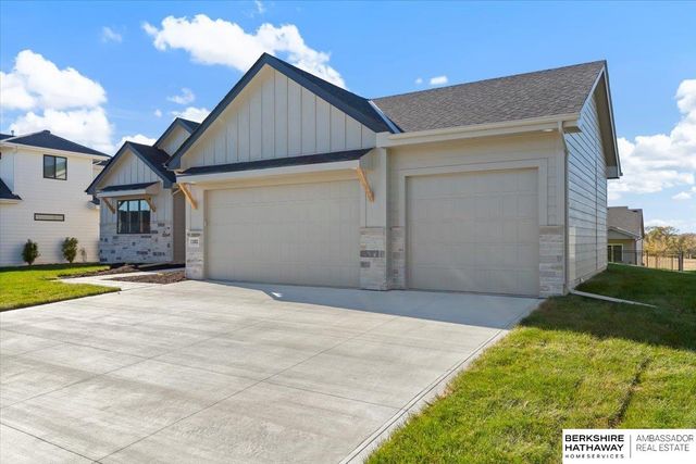 11002 N 171st Street, Bennington, NE 68007