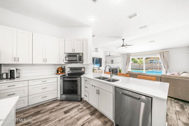 731 PORT WINE Lane, Jacksonville, FL 32225