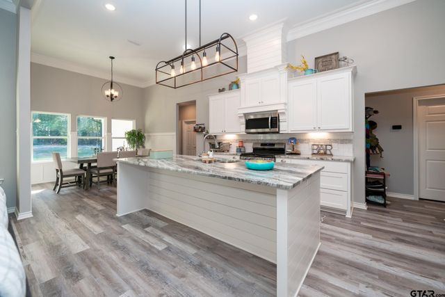 147 Heartland Xing, Diana, TX 75640