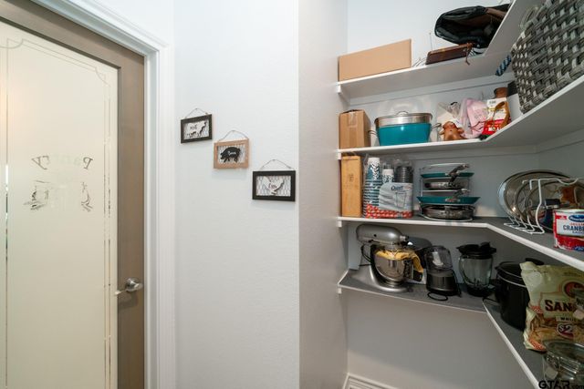 147 Heartland Xing, Diana, TX 75640