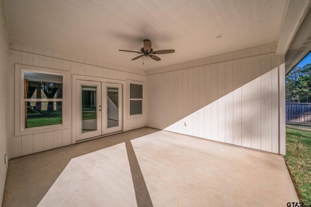 147 Heartland Xing, Diana, TX 75640