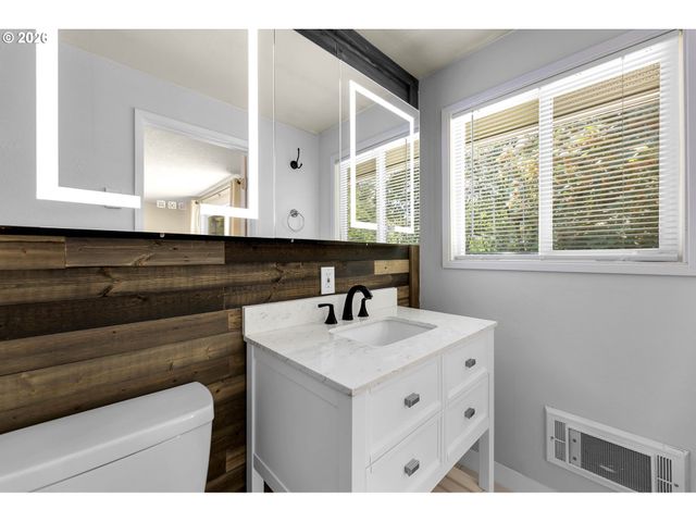 14710 Nw 11TH Ave, Vancouver, WA 98685