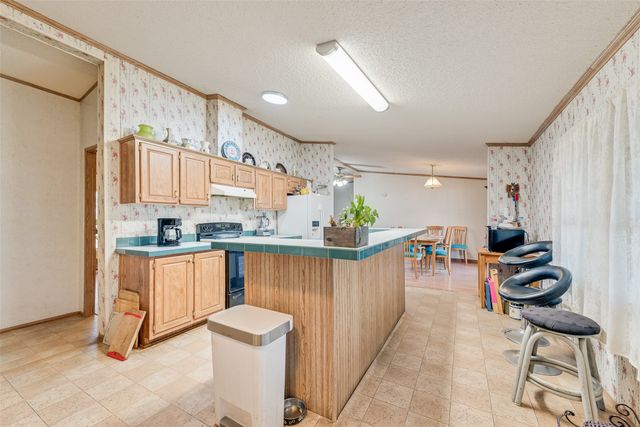 130 Meadowview Lane, Point, TX 75472