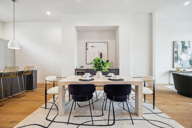 2121 Emancipation Avenue, Houston, TX 77003