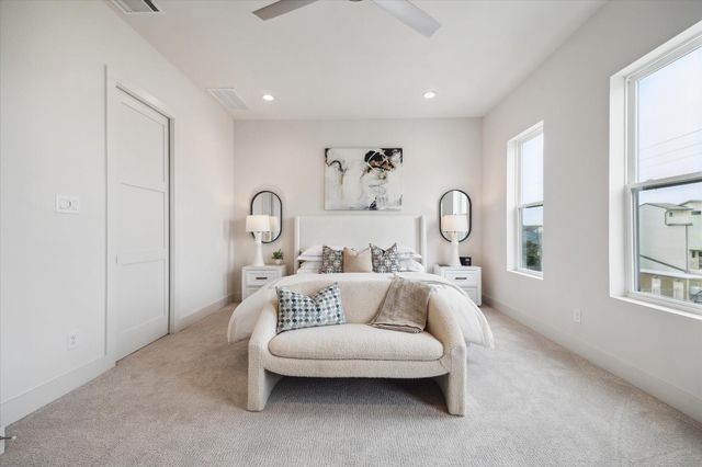 2121 Emancipation Avenue, Houston, TX 77003