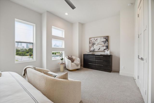 2121 Emancipation Avenue, Houston, TX 77003