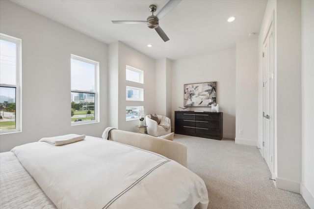 2121 Emancipation Avenue, Houston, TX 77003