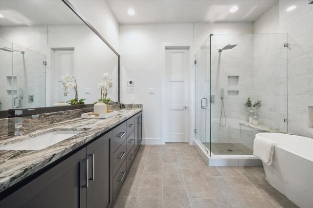 2121 Emancipation Avenue, Houston, TX 77003