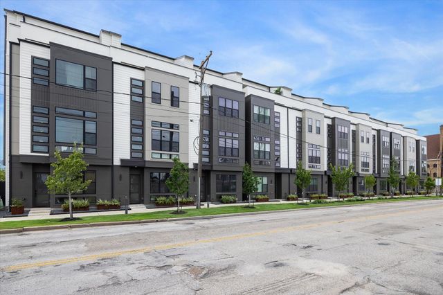 2121 Emancipation Avenue, Houston, TX 77003