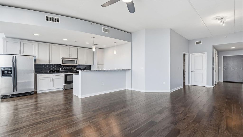 Image 12 of property listing at 777 N ASHLEY DRIVE 1209, Tampa, FL 33602