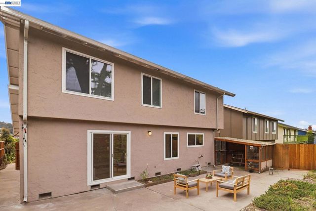 2485 Wexford Ave, South San Francisco, CA 94080