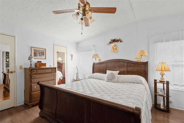 5750 PAWNEE STREET, Zephyrhills, FL 33542