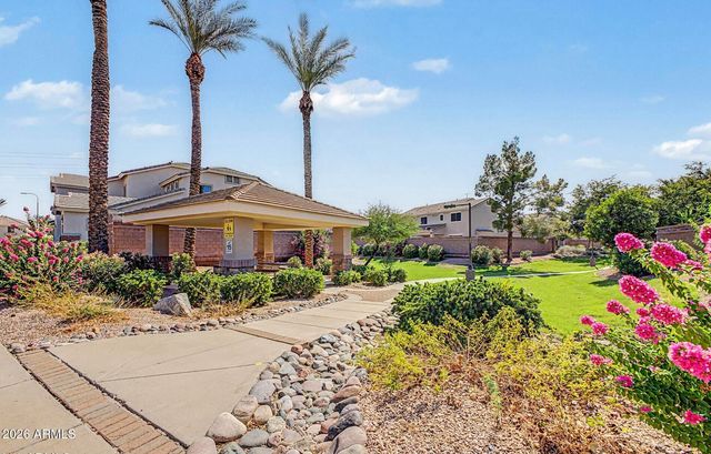 3912 S CROSSCREEK Drive, Chandler, AZ 85286