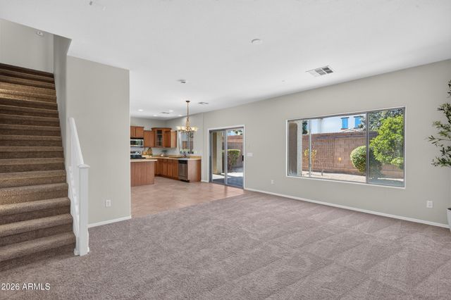 3912 S CROSSCREEK Drive, Chandler, AZ 85286