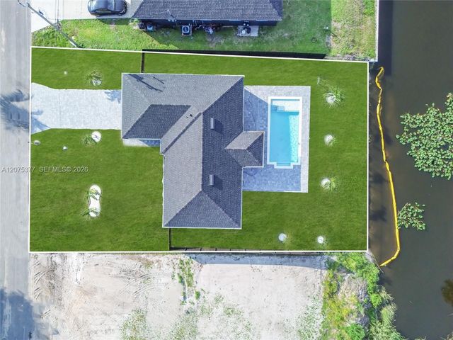 1111 NE 19th Avenue, Cape Coral, FL 33909