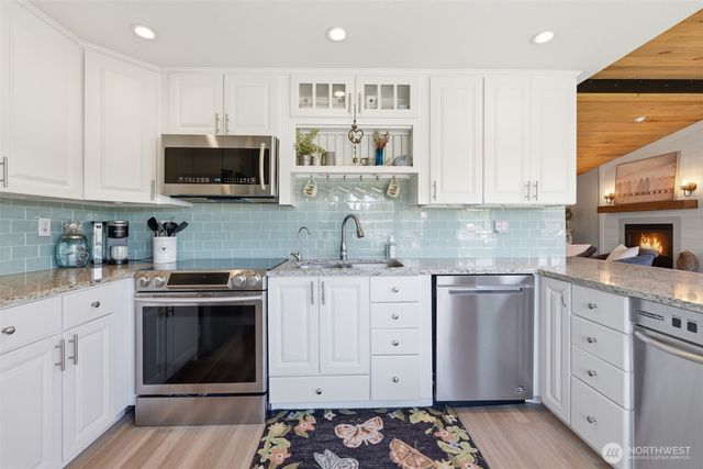 3205 115th Ave NW, Gig Harbor, WA 98335