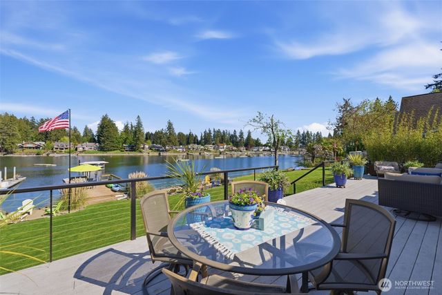 3205 115th Ave NW, Gig Harbor, WA 98335