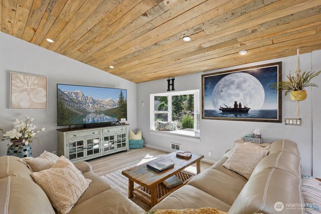 3205 115th Ave NW, Gig Harbor, WA 98335
