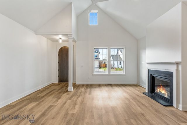 5442 Annie St B, Bozeman, MT 59718