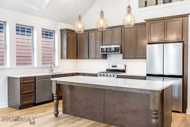 5442 Annie St B, Bozeman, MT 59718