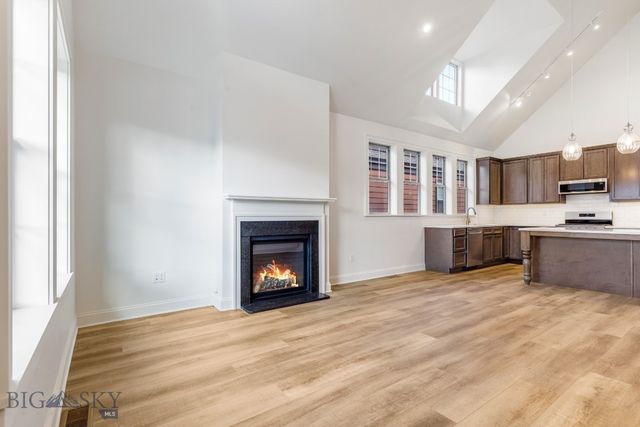 5442 Annie St B, Bozeman, MT 59718