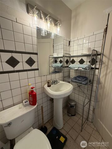 804 S Burress Avenue, Moses Lake, WA 98837