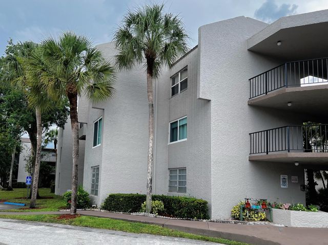 3100 Riverside Drive 307, Coral Springs, FL 33065