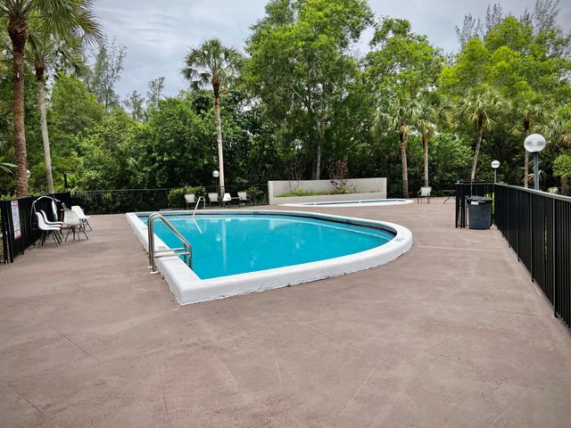 3100 Riverside Drive 307, Coral Springs, FL 33065