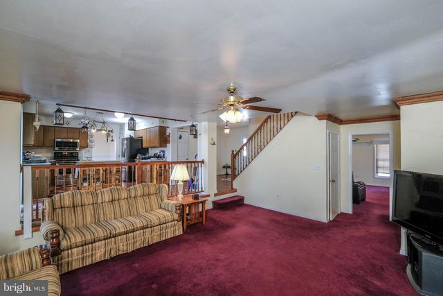 180 GOLDFINCH LN, Gore, VA 22637