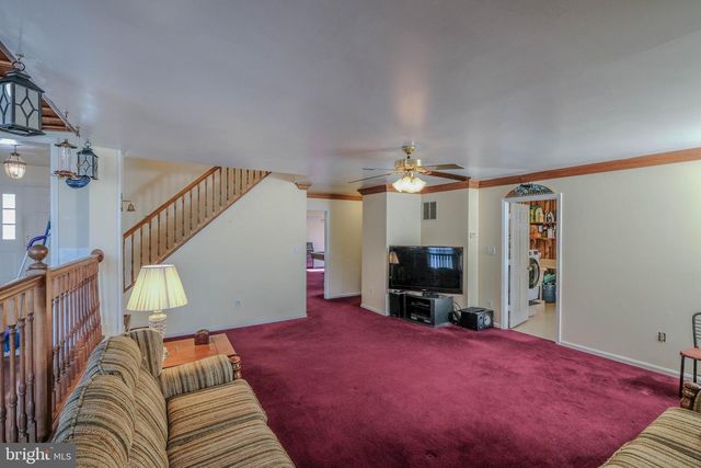 180 GOLDFINCH LN, Gore, VA 22637