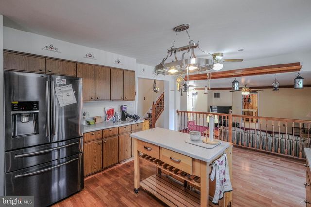 180 GOLDFINCH LN, Gore, VA 22637