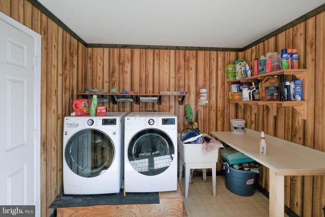 180 GOLDFINCH LN, Gore, VA 22637