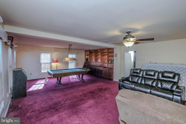 180 GOLDFINCH LN, Gore, VA 22637