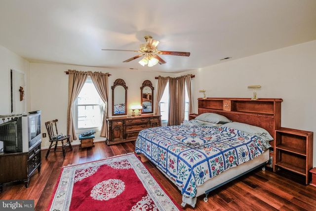 180 GOLDFINCH LN, Gore, VA 22637