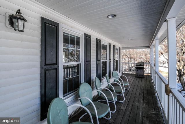 180 GOLDFINCH LN, Gore, VA 22637