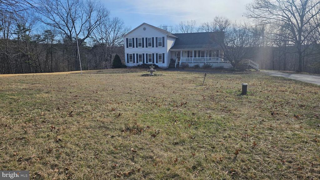 180 GOLDFINCH LN, Gore, VA 22637