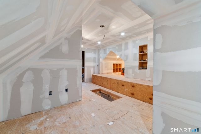 611 Kent Road, New Milford, CT 06776