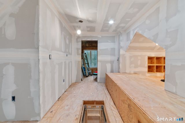 611 Kent Road, New Milford, CT 06776