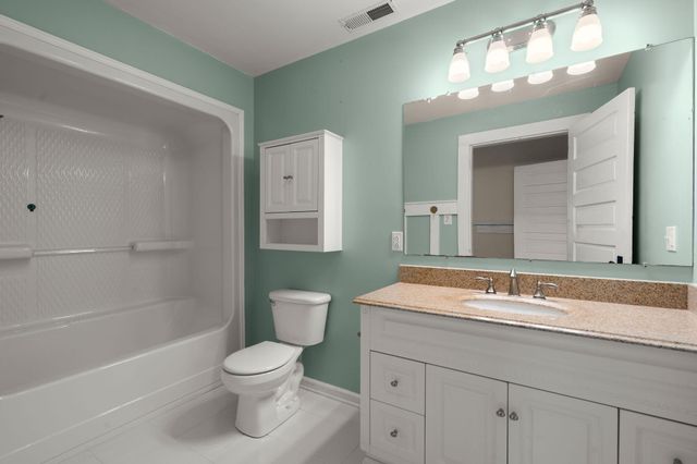 202 Quaker Street, Saint George, SC 29477