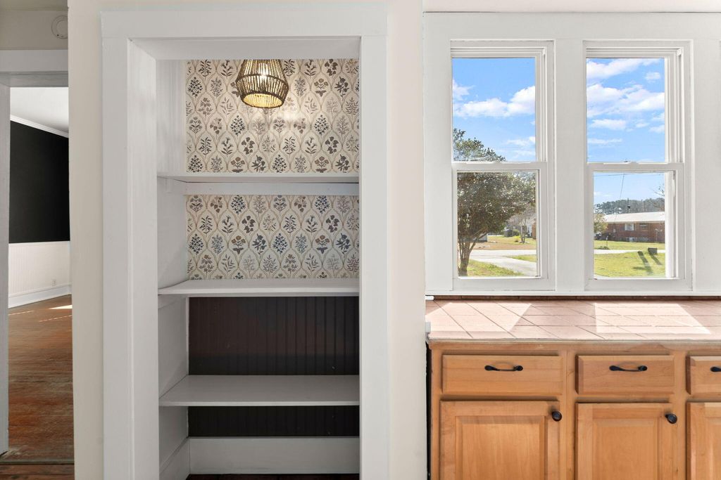 Image 17 of property listing at 202 Quaker Street, Saint George, SC 29477