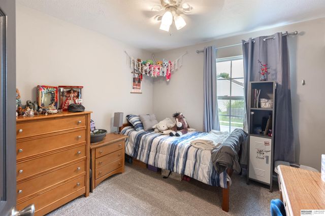 17851 Margo Street, Omaha, NE 68136