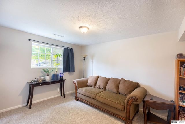 17851 Margo Street, Omaha, NE 68136