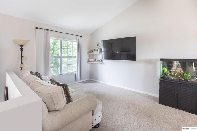 17851 Margo Street, Omaha, NE 68136
