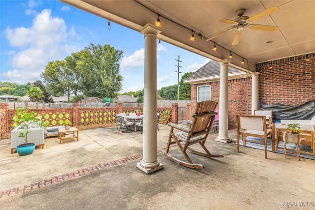 96 Winding Wood Drive, Wetumpka, AL 36093