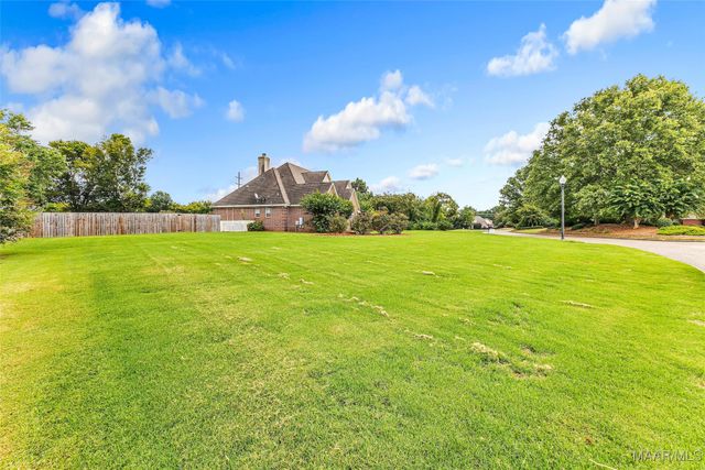 96 Winding Wood Drive, Wetumpka, AL 36093