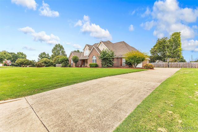 96 Winding Wood Drive, Wetumpka, AL 36093