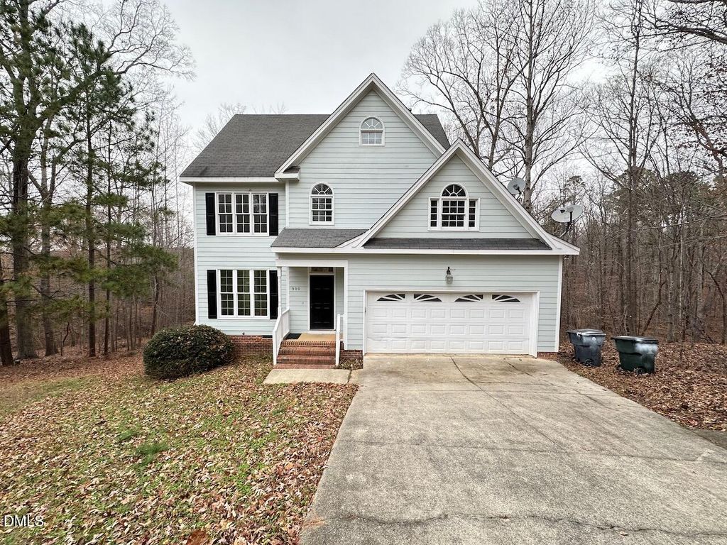 900 Stable Ridge Drive, Holly Springs, NC 27540